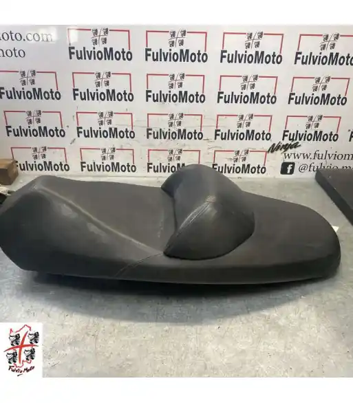 Achat Immédiat Selle SYM GTS 250 – 2008