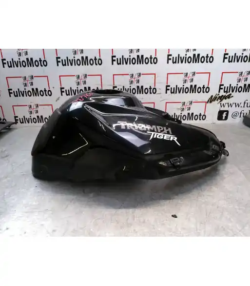 Expédié Aujourd&rsquo;hui Réservoir TRIUMPH TIGER 800 – 2011
