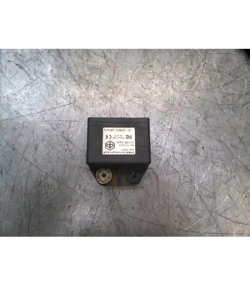 Boitier divers PIAGGIO MP3 400 – 2009 Acheter Direct