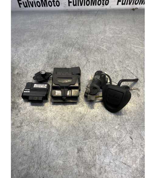 Prix Réduit Kit serrure complet KTM DUKE 690 – 2011