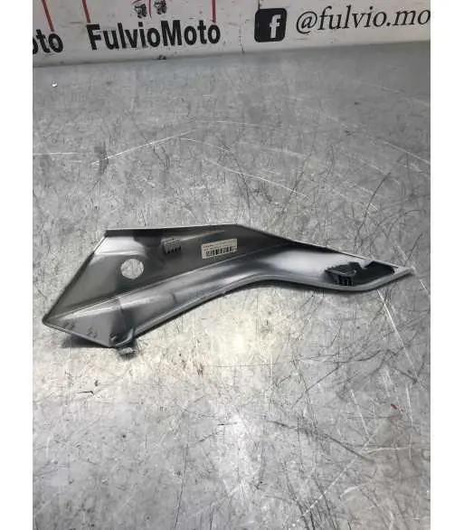 Solde Flanc de selle Gauche BMW f900r 900 – 2021