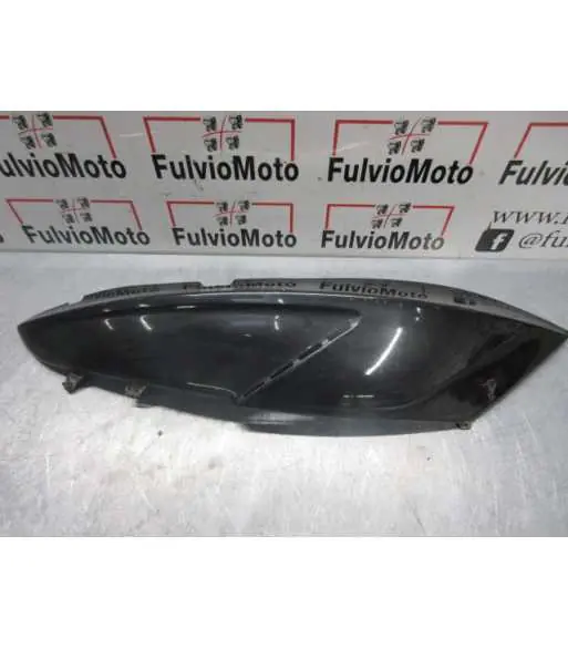 Offre Limitée Flanc de selle Droit GILERA GP 800 – 2009