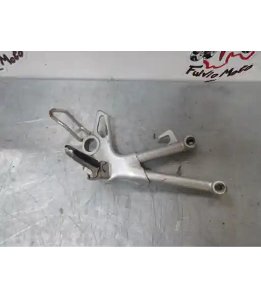 Satisfait Ou Remboursé Platine repose pied passager droit – SUZUKI BANDIT 650 – 2006