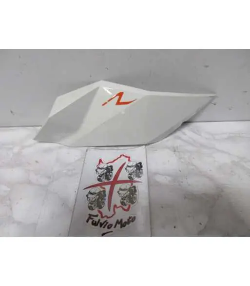 Entourage de phares – KTM SUPER DUKE R 990 – 2011 Petit Prix