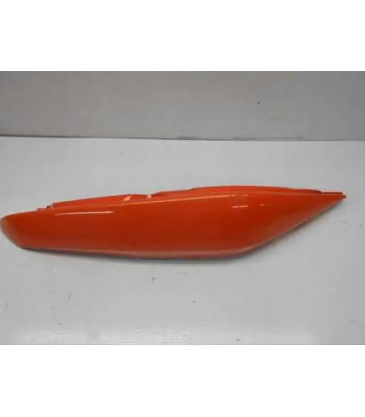 Solde demie coque arrière droite ER6N kawasaki