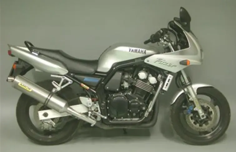 Silencieux Arrow Race-Tech alu pour FZS600 98/2003 RJ02 / RJ021 Bon Plan