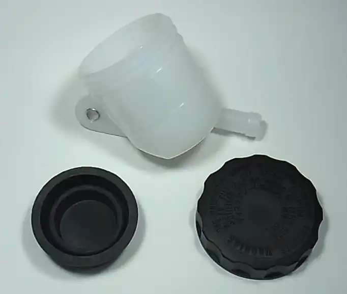 Kit réservoir maître-cylindre AR VTX1800 2002-2008 Haute Qualité