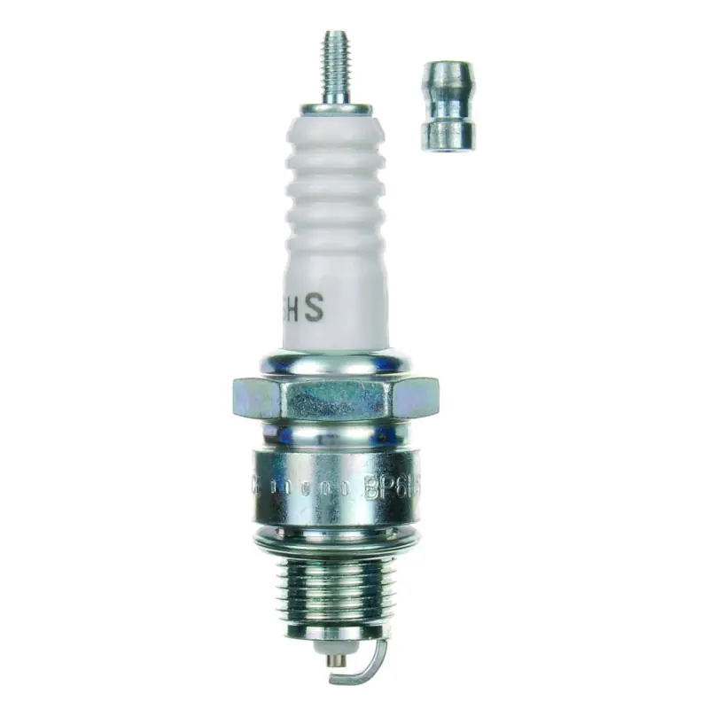 SPARK PLUG NGK BP6HS Nouveauté