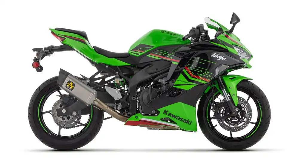 ARROW COMPETITION Titan-Komplettanlage für Kawasaki ZX-4R, 2024- Retour Gratuit